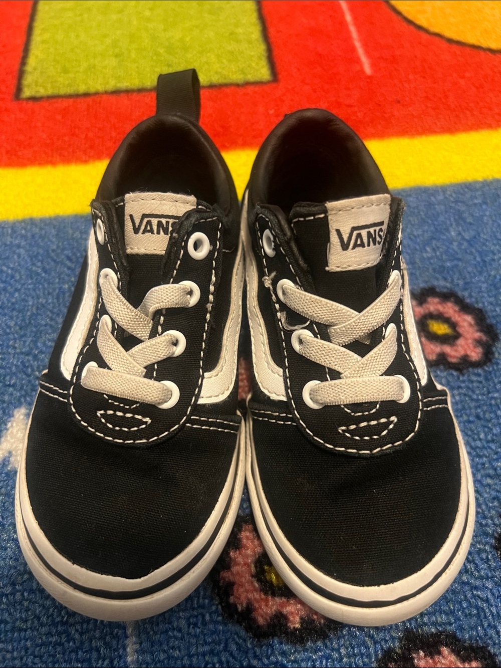 Vans Kids Black & White Low-Top Skate Sneakers